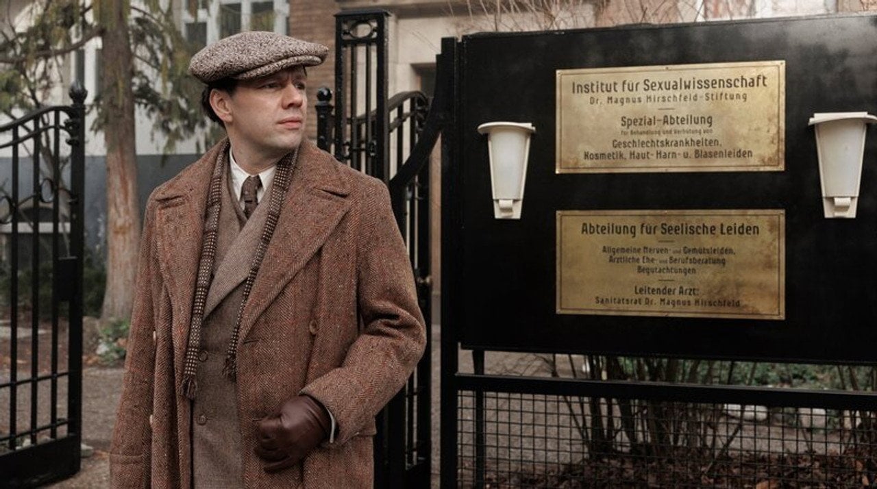 Babylon Berlin {se_code} | Vider - Sprawdź dostępne źródła